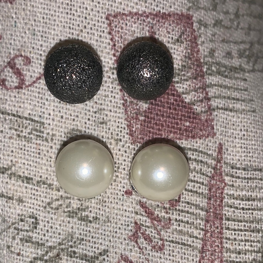 Double Round Studs